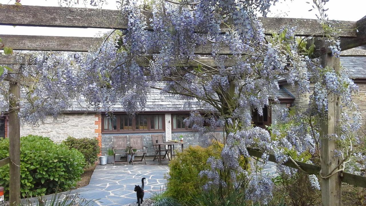 Owletts Barn B&B Bodmin Exterior foto